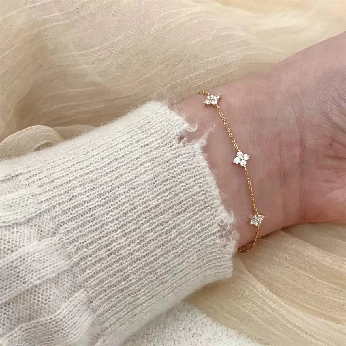S925 Sterling Silver Zircon Flower Bracelet - 18K Gold Korean Design