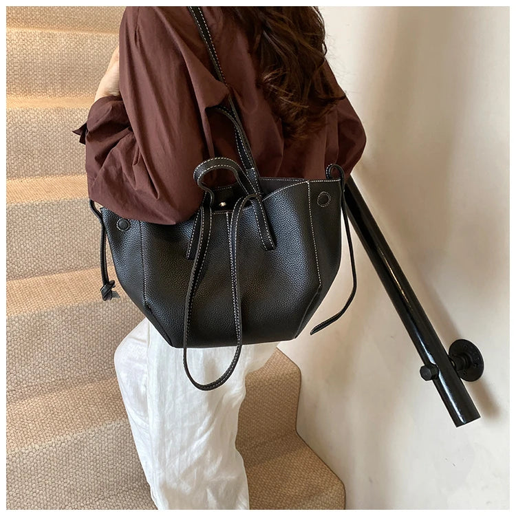 High Quality PU Tote Bags Fashion Solid Hasp Simple Versatile Sense of Luxury Shoulder and Handbags for Women 2024 New Style