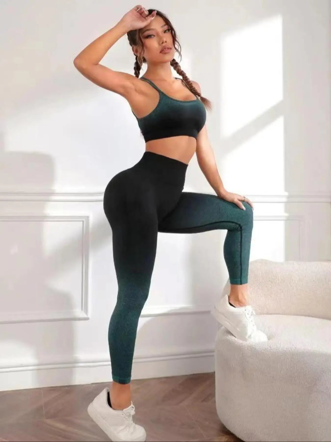 Design high elastic seamless new craft hanging dye yoga suit bra with chest pad trousers yoga suit