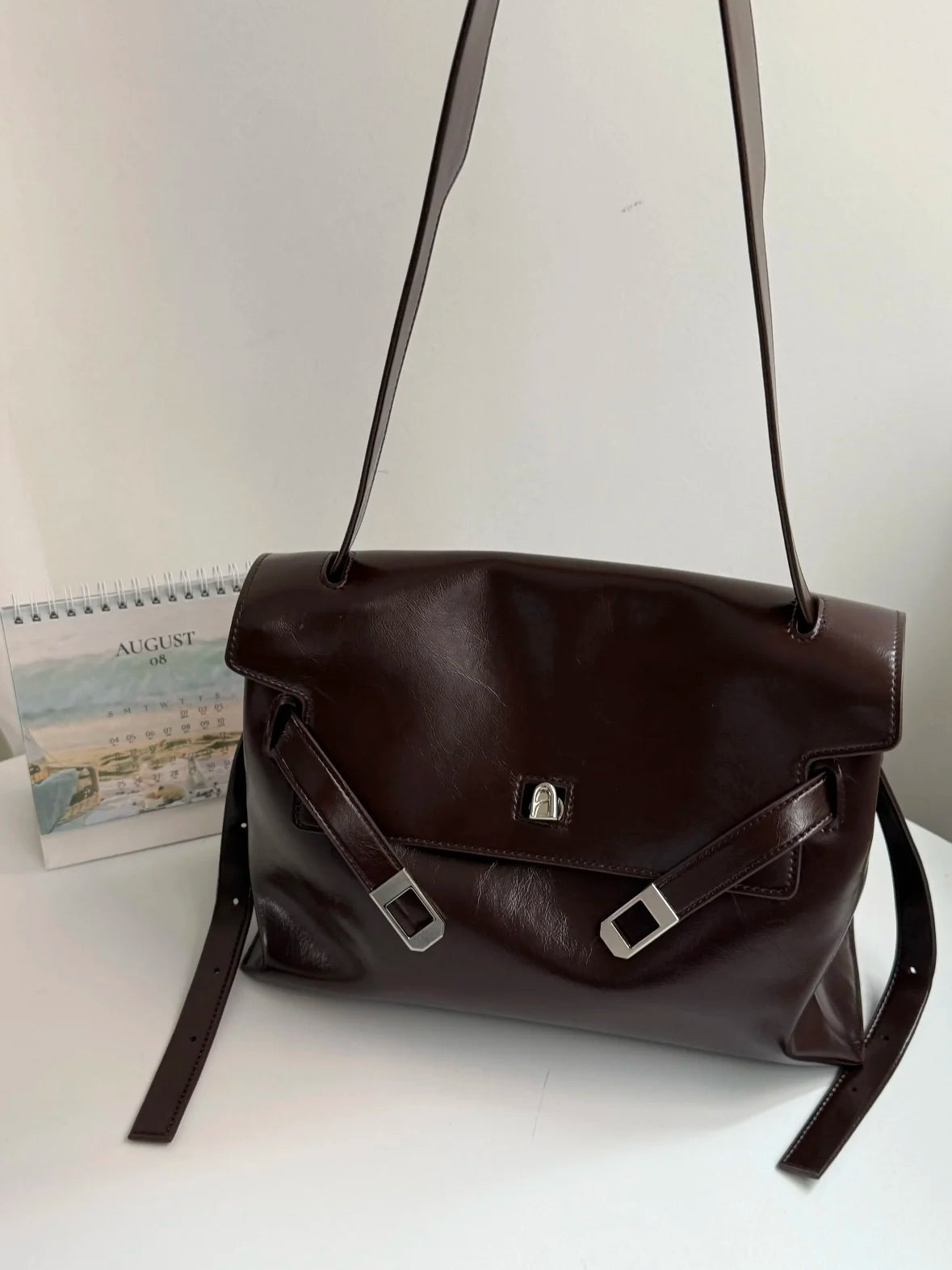 New Luxury Designer Shoulder Bags for Women Fashion Casual Large Capacity Handbag Armpit Bag Soft Pu Leather Tote Commute Bag