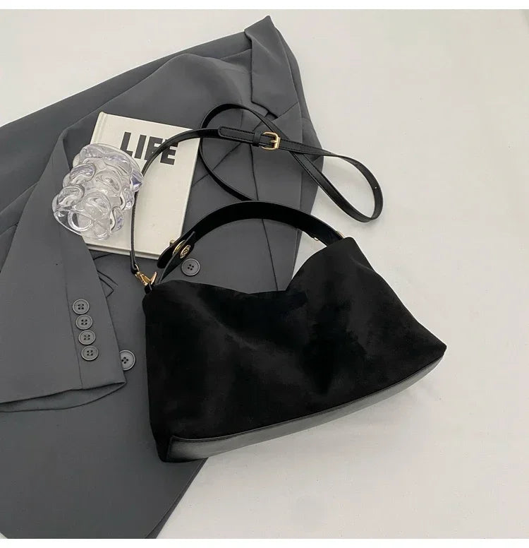 New Solid Color PU Zipper Women's Bag Suede Large Capacity Women's Shoulder Bag Fashion Versatile Casual Dual Purpose Handbag
