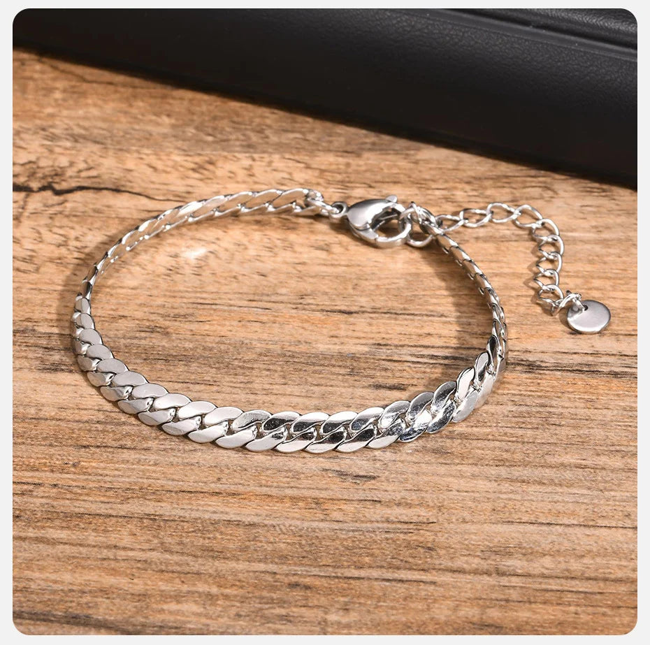 Vnox Waterproof Cuban Chain Bracelets for Men Women, Never Fade Simple Stainless Steel Flat Miami Curb Link Chain Wristband