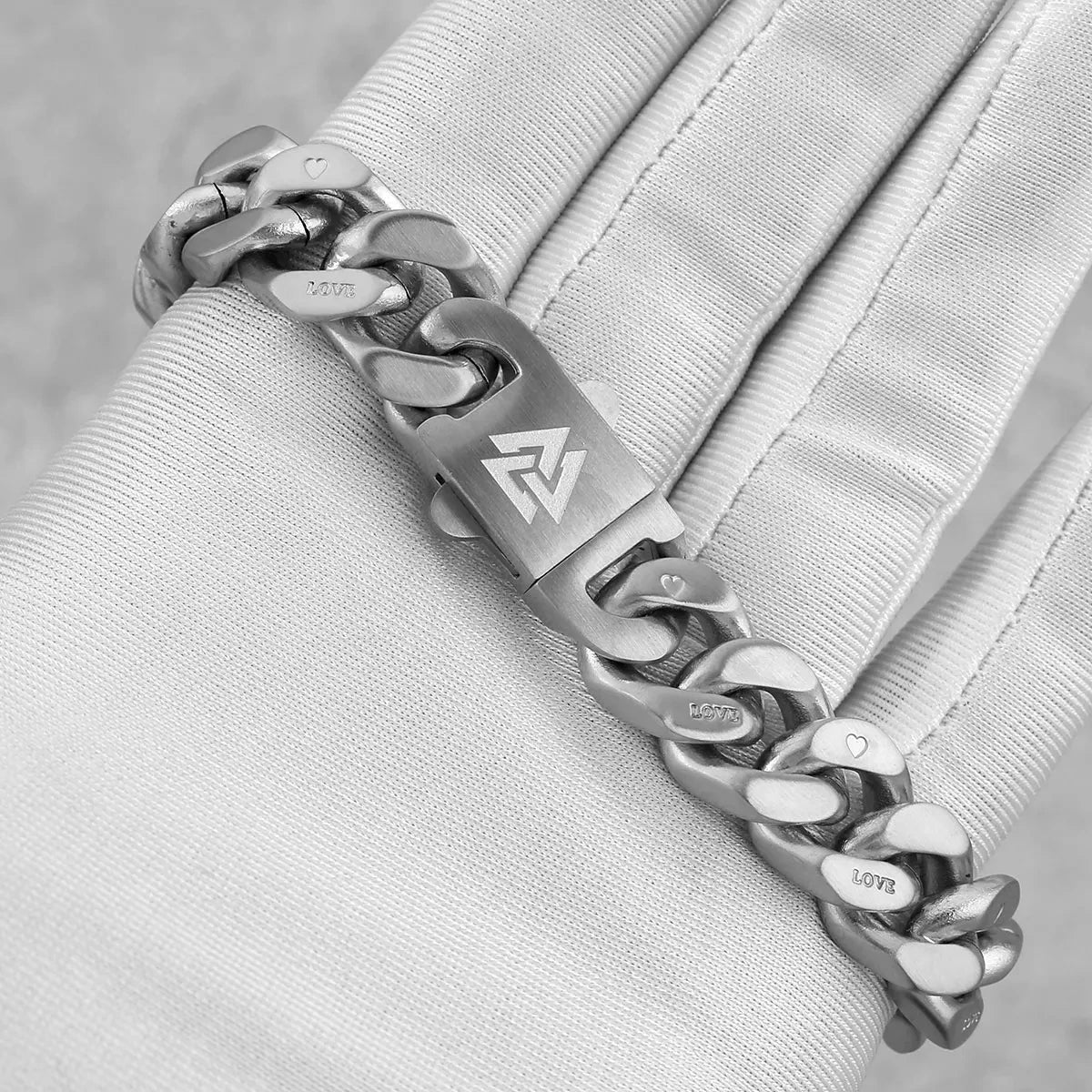 Stainless Steel Thick Cuban Chain Bracelet Men's Nordic Valknut Rune Amulet Bangle Biker Punk Hip Hop Carved Cross Heart Jewelry