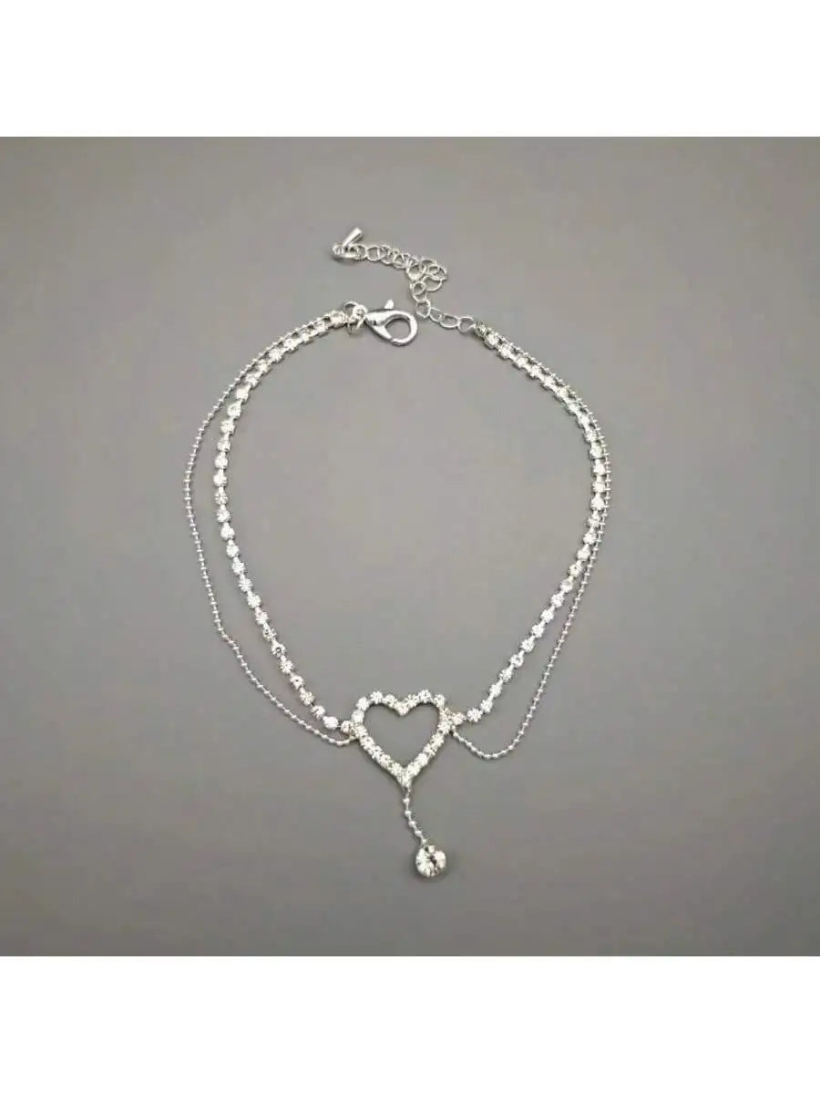 Exquisite and fashionable sparkling micro inlaid rhinestone hollow out love droplet pendant anklet suitable for parties