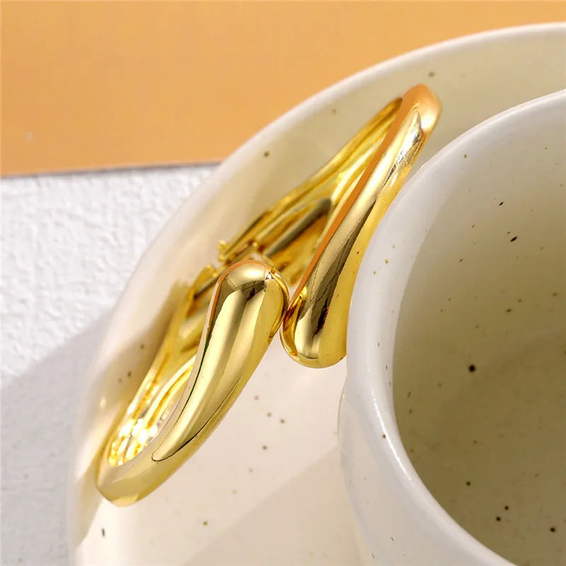 Wide Metal Bangle Ring for Women Gold and Silver Color Chunky Waterdrop Open Wrist Cuff Thick Irregular Twisted Bracelet Jewelry