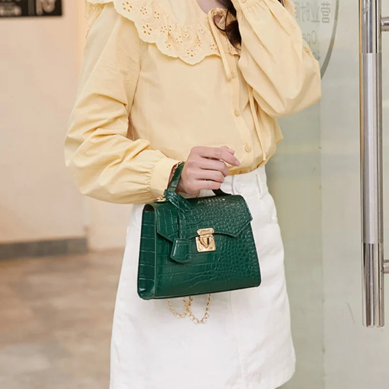 Chic Crocodile-Embossed Mini Handbag for Women Solid Color, Twist Lock Closure Handbags Women Designer Tote Bag for Women Purse