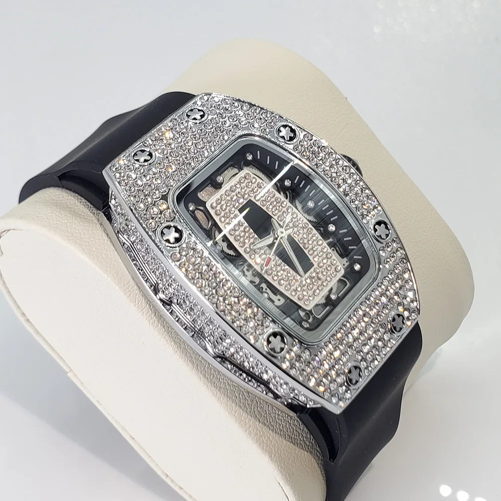Luxury Diamond Watch For Women Elegant Tonneau Original Design Watches Fashion Ice Out Sport Rubber Strap Waterproof Mille Clock