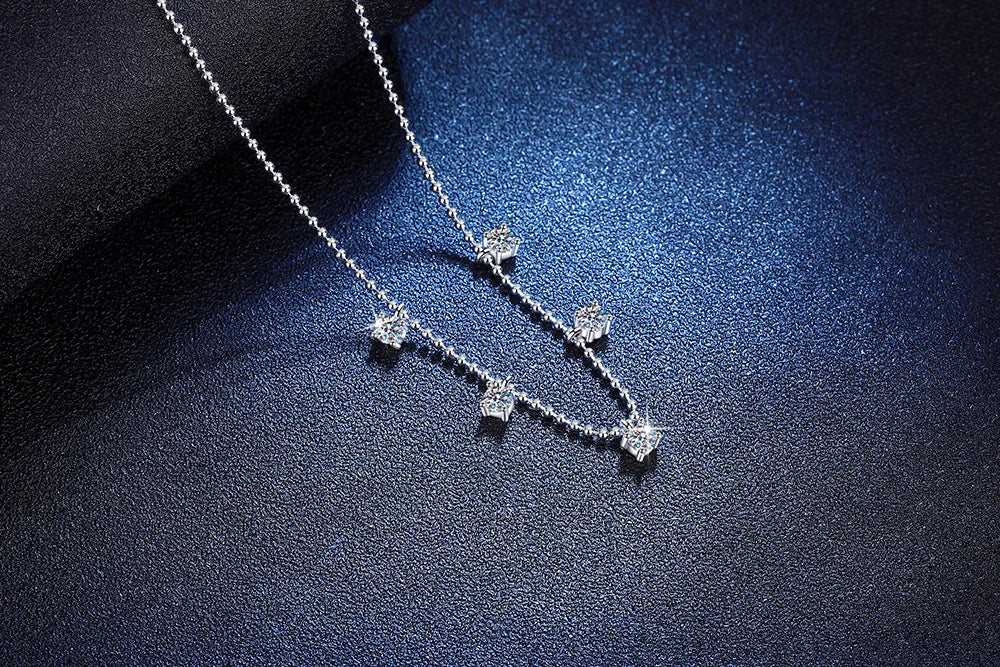 PT950 Platinum Inlaid 1.5 Carat D-color Moissanite Pendant, Starry Sky Collarbone Chain, Women's Necklace, PT950 Imprint
