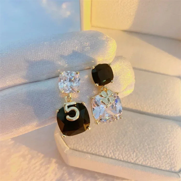 Luxury Brand Clover Exquisite Pendant Earrings, Trendy Women's Elegant Temperament Jewelry, Wedding Banquet Party Holiday Gifts