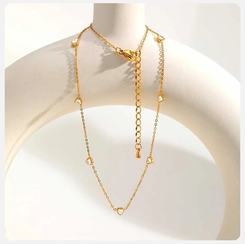 Vnox Shiny CZ Stones Heart Chain Necklace For Women,18k Gold Plated Simple 45cm Length Collar, Love Statement Jewelry Gift
