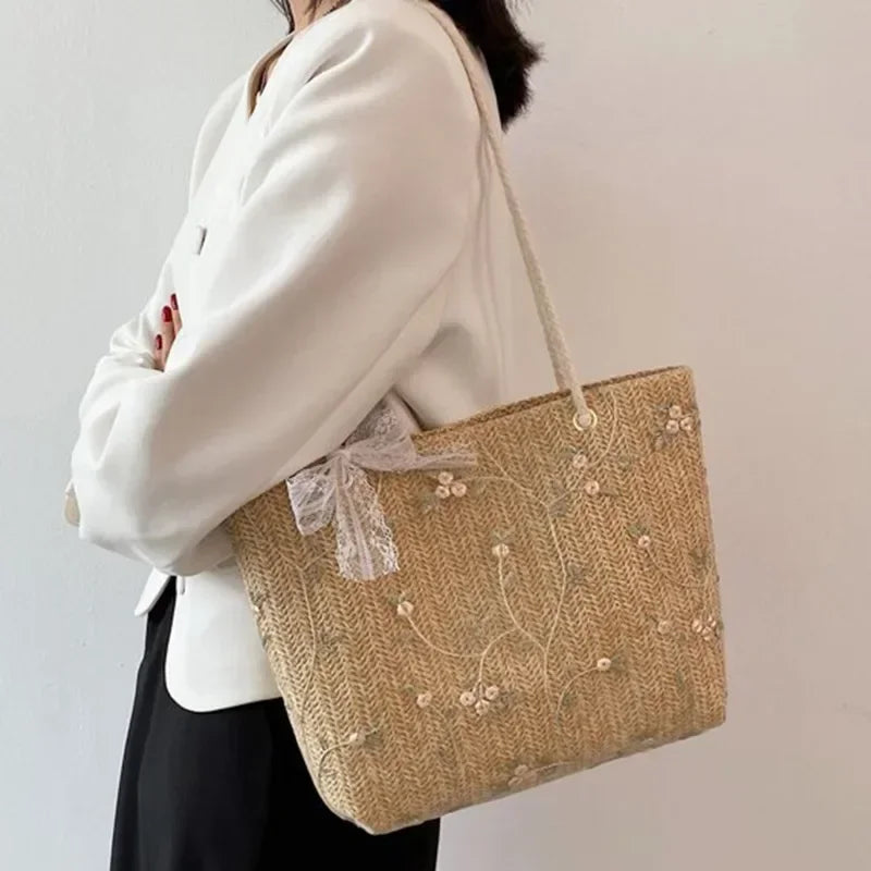 Fashion Woven Handbag Women Straw All-Match Female Tote Bag 2023 Portable Bucket Bag Luxury Designer Handbags Summer Picnic Bags