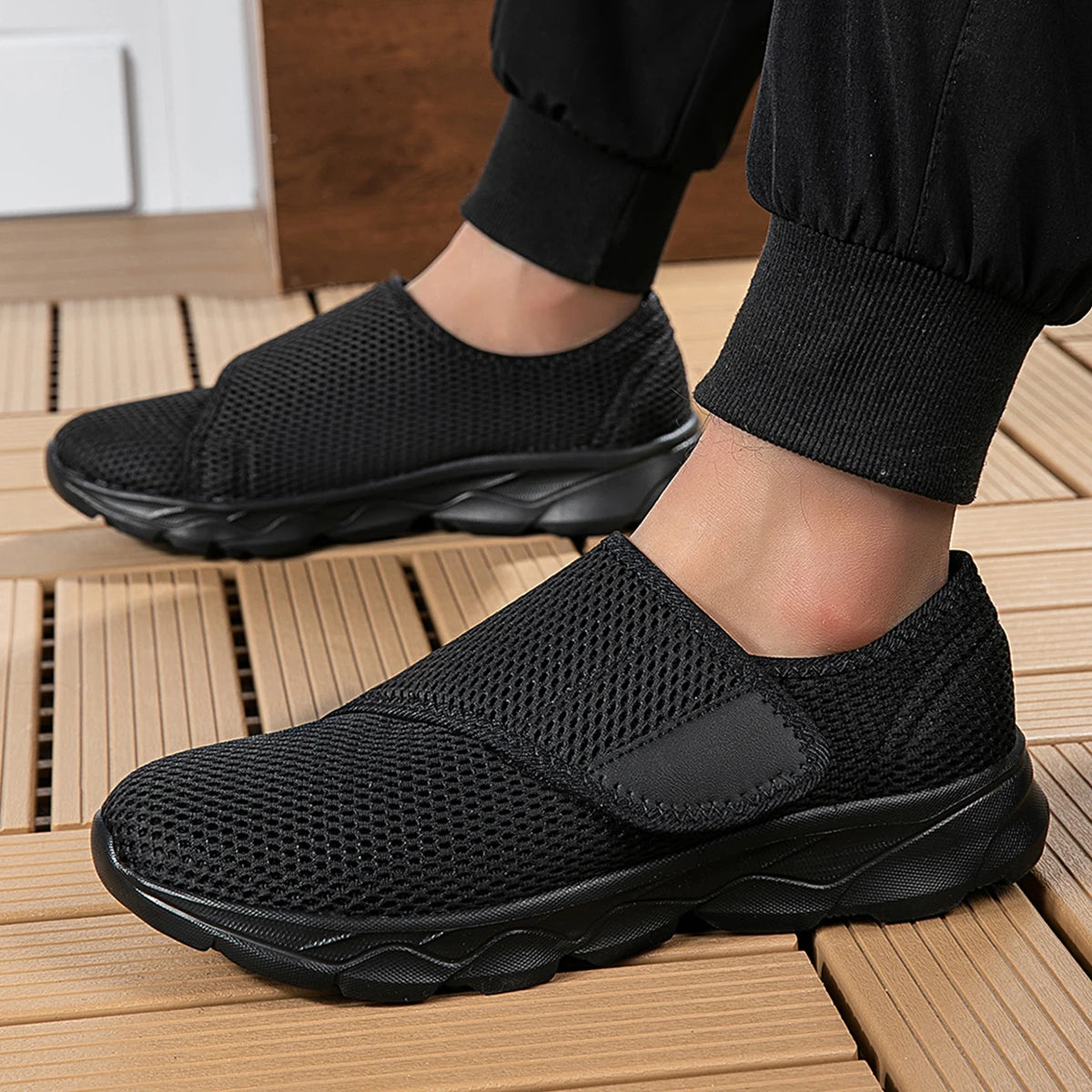 Orthopedic Wide Feet Shoes - Diabetic Comfortable Walking Shoes