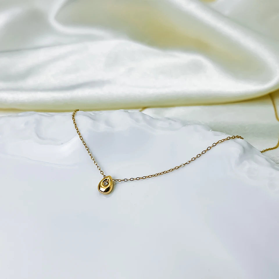 eManco Stainless Steel Gold-Plated Water Drop Pendant Necklace Women's Fine Jewelry Adjustable Short Accessories