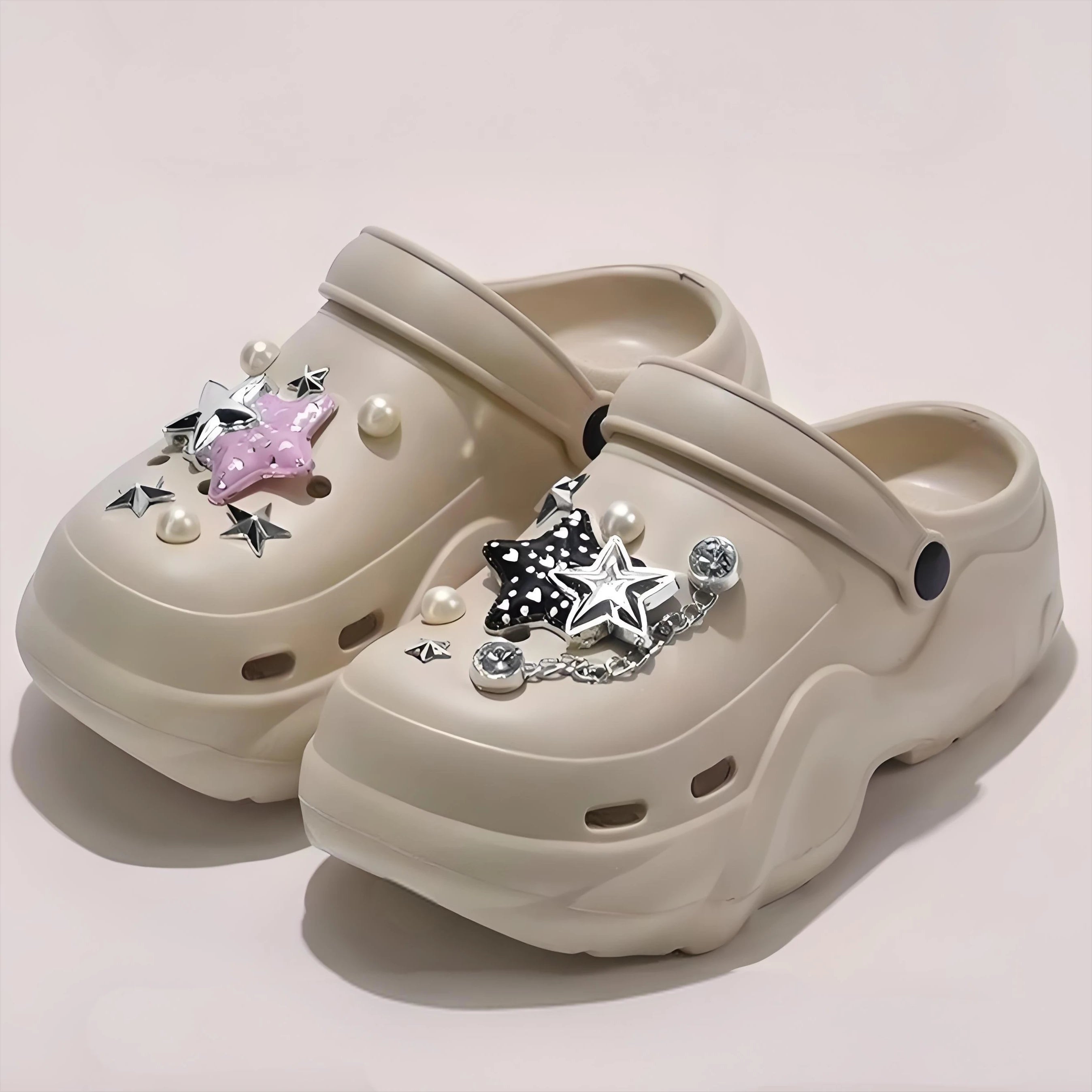 Women DIY Silver Chains Fashion Bear Decor Clogs Summer Sping Autumn Beach Sandals Cave Hole Garden Shoes For Students Girls New