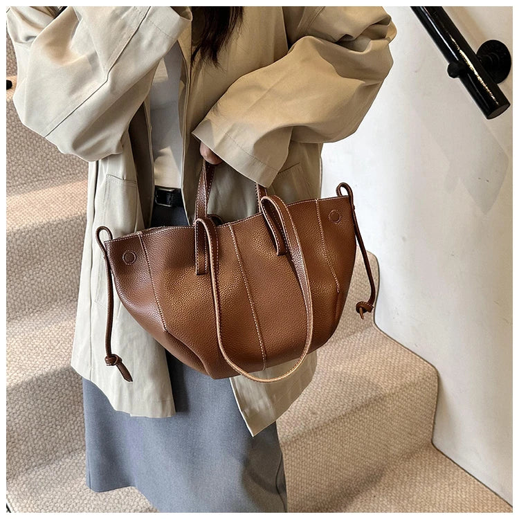 High Quality PU Tote Bags Fashion Solid Hasp Simple Versatile Sense of Luxury Shoulder and Handbags for Women 2024 New Style