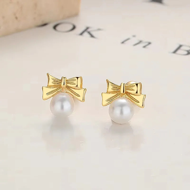 New Fashion Heart Stud Earrings for Women Hypoallergenic Screw Cartilage Helix Earring Girls Piercing Accessories Jewelry Gifts