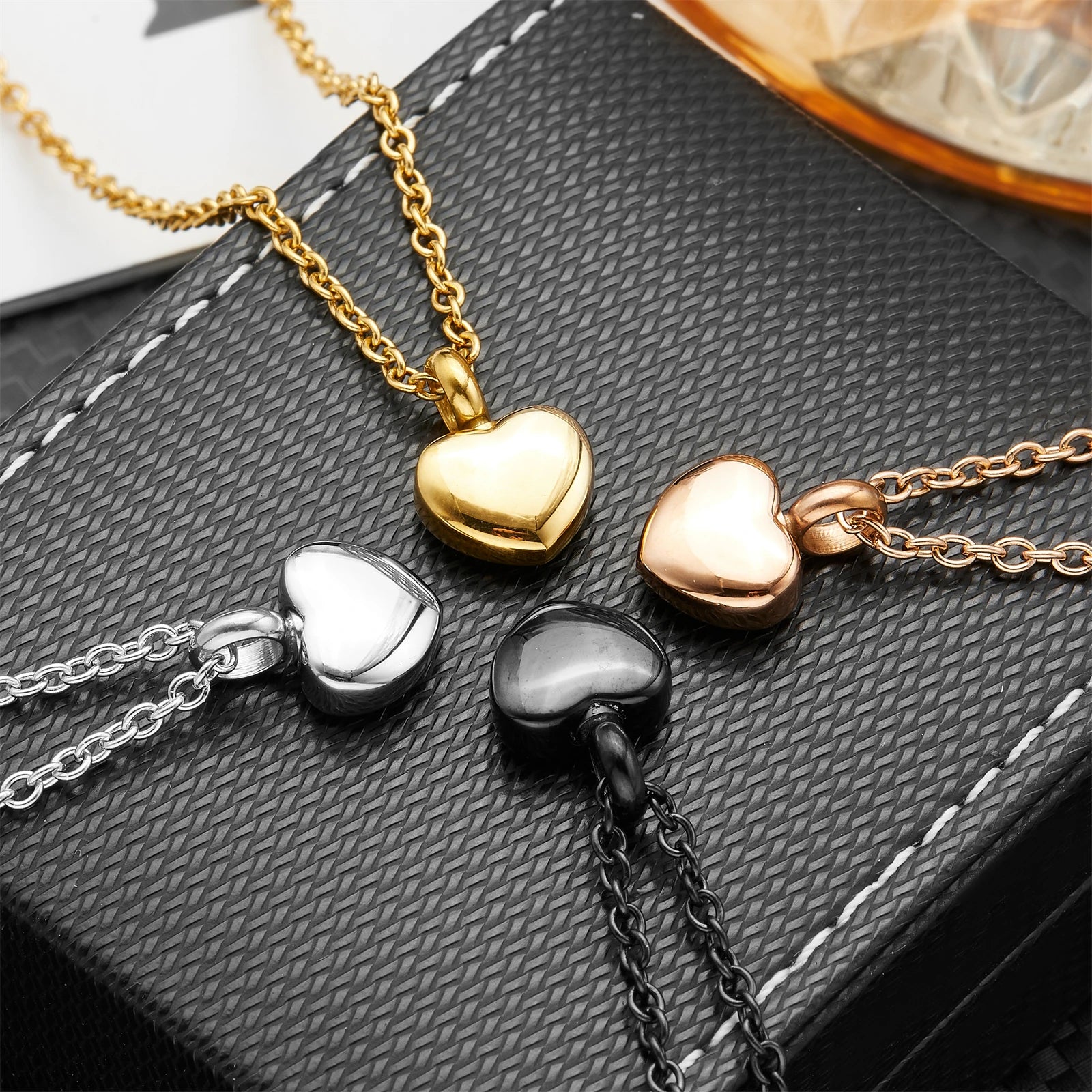 Delicate Heart Memorial Urn Pendant - Stainless Steel Cremation Jewelry for Human Ashes, Eternal Keepsake Necklace for Loved One