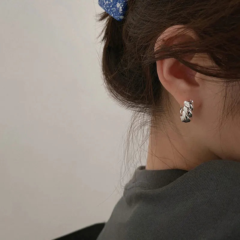 XIYANIKE Silver Color  2021 New Arrival INS Twist Gold Silver Stud Earrings Fashion Temperament Party Jewelry Accessories