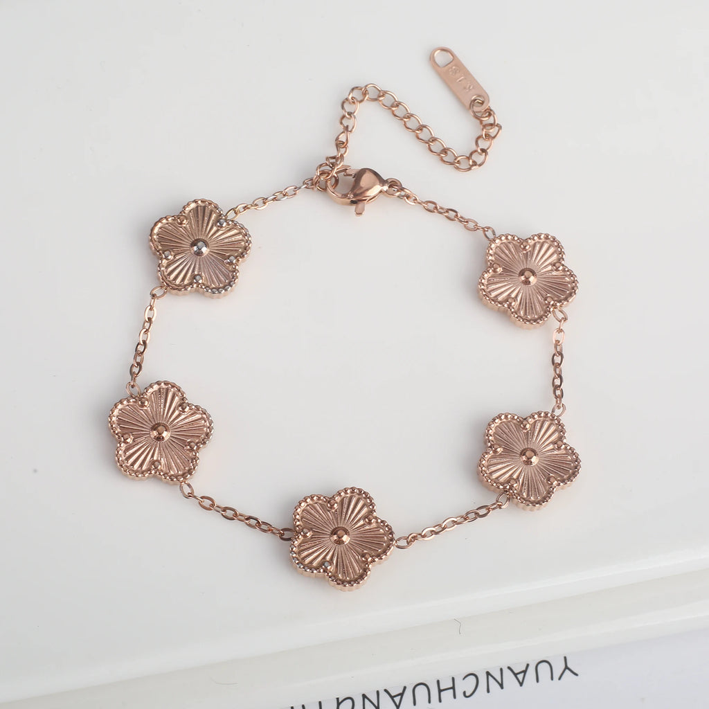 Double Sided Metal Laser Five Leaf Flower Adjustable Charm Bracelet Classic for Woman New Fashion Stainless Steel Jewelry Clover