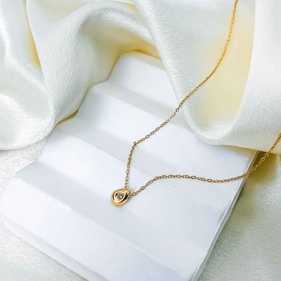 eManco Stainless Steel Gold-Plated Water Drop Pendant Necklace Women's Fine Jewelry Adjustable Short Accessories