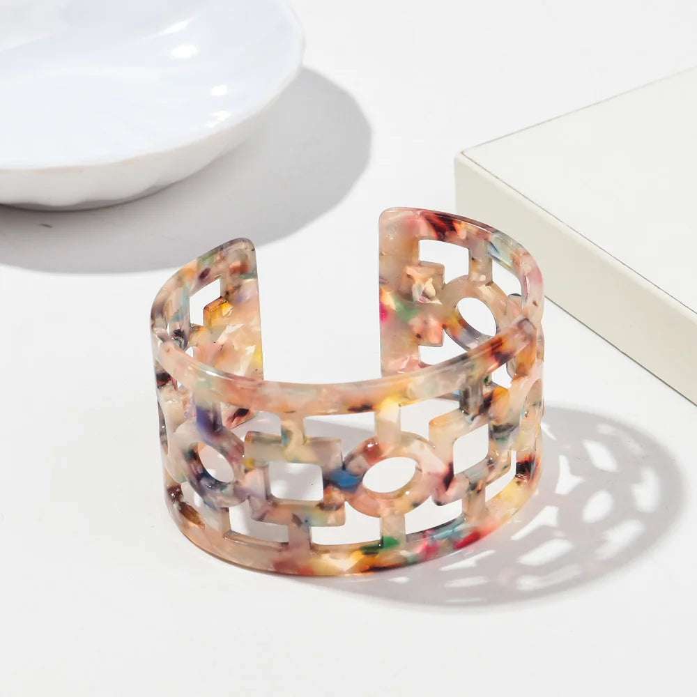 New Trend Acrylic Irregular Geometric Exaggerated Chunky Bangles for Women Resin Colorful Statement Charm Bracelet Jewelry Gifts