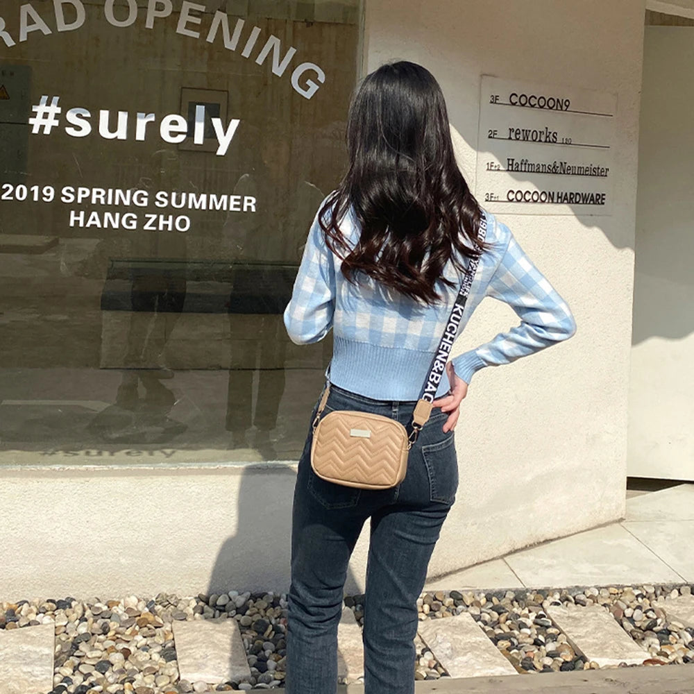 Fashion Wave Pattern Women Shoulder Bag Solid Color Crossbody Bag PU Leather Wide Shoulder Strap Bag Purse Female Handbags