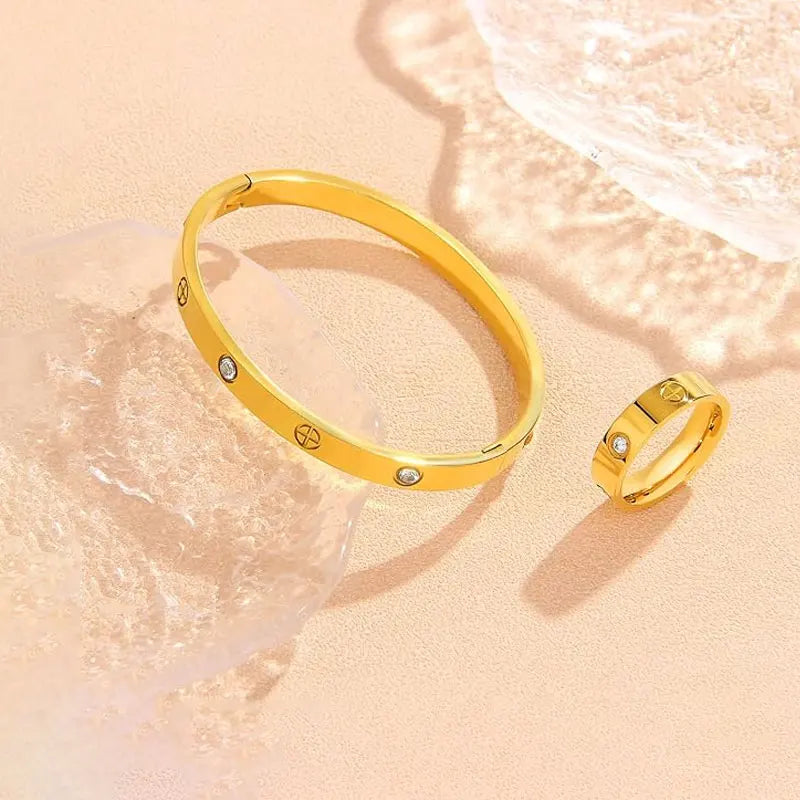 Fashion Design Gold Color Zircon And Cross Nut Nail Bangle Gold & Stainless Steel For Woman Bracelet buckle Classic jewelry