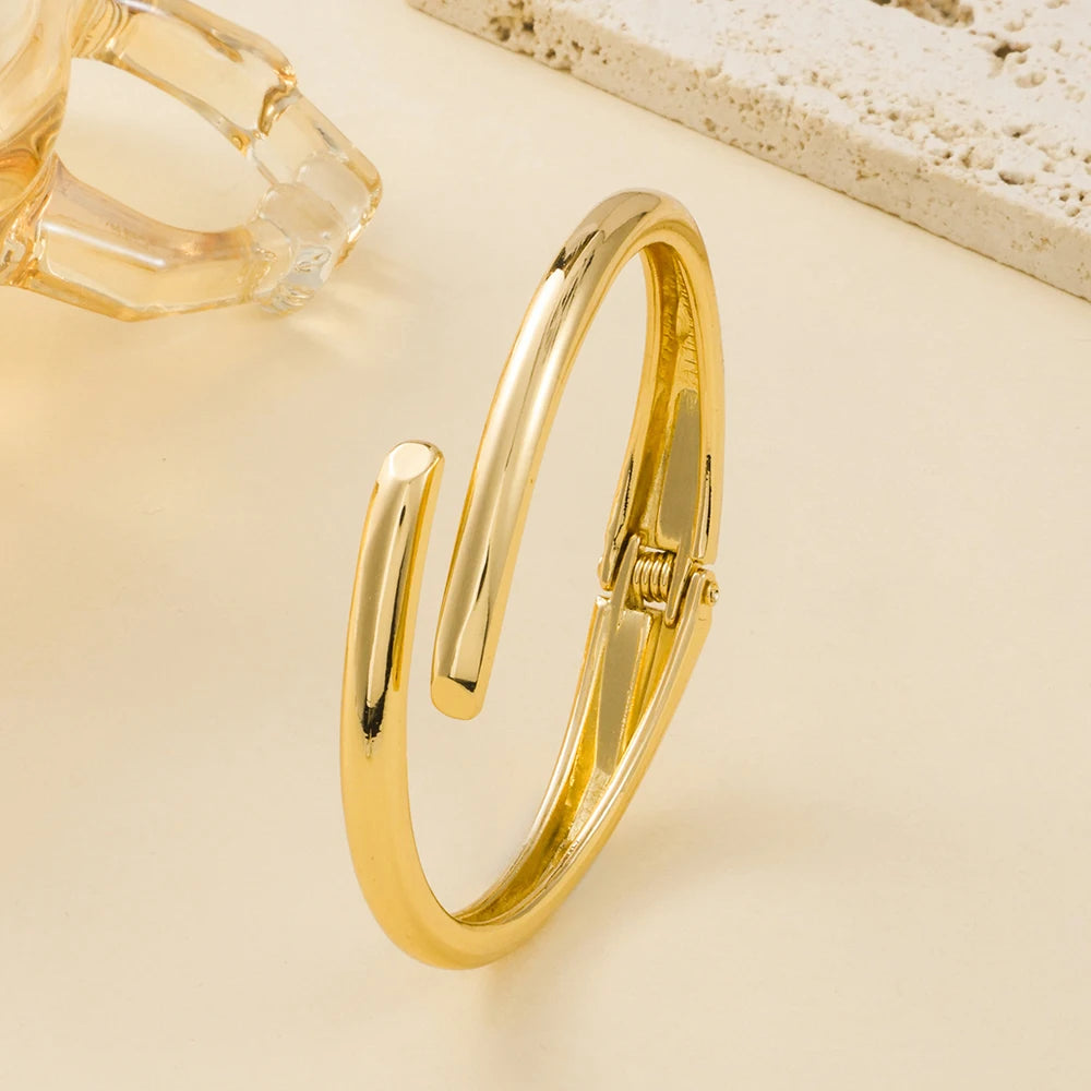 FTCY Chunky Gold Bangles Bracelets for Women Gold Color Charm Waterdrop Spiral Oval Bangle Bracelets Trendy Elegant Jewelry Gift