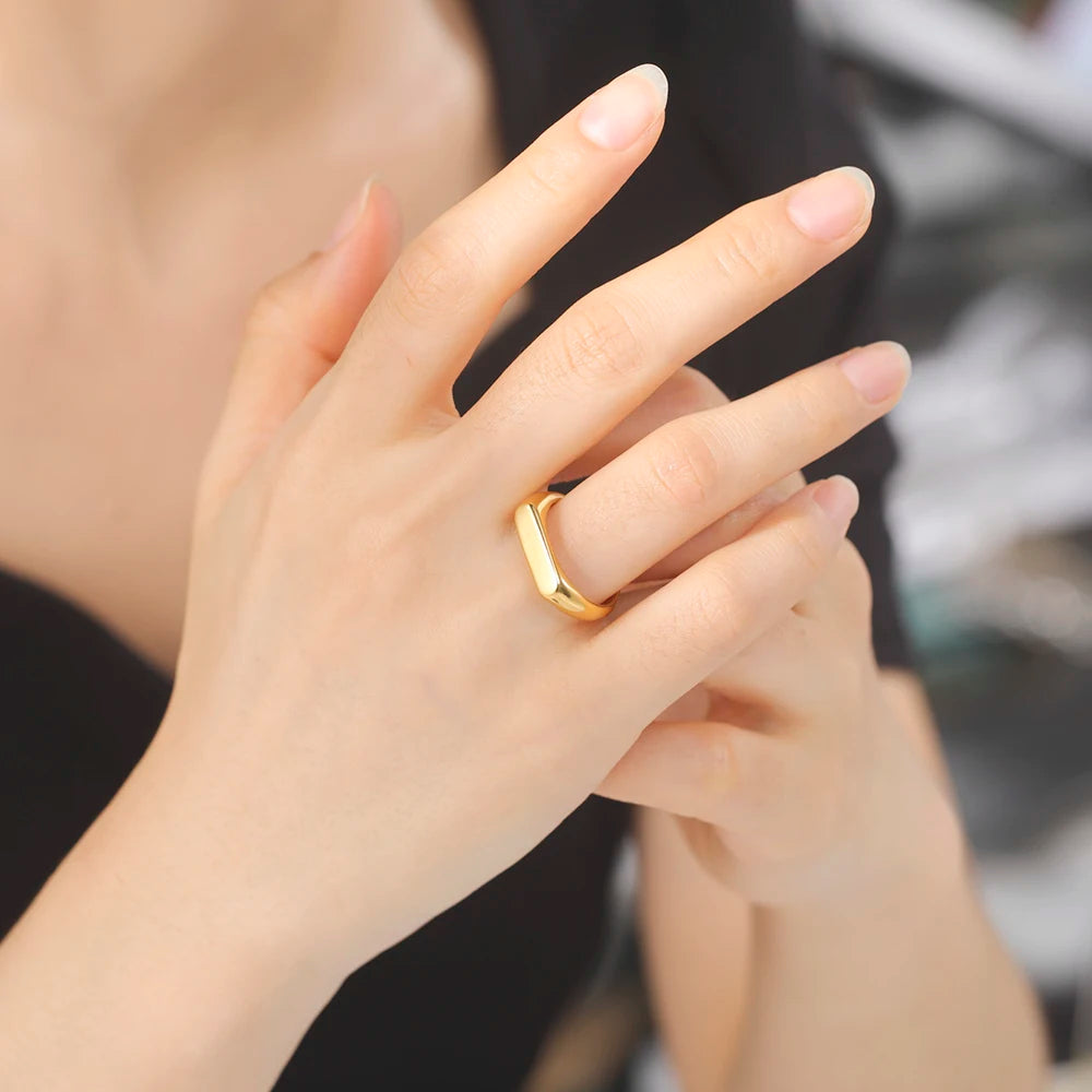 Skyrim Stainless Steel Signet Rings for Men Women Minimalist 5MM Wide Finger Rings 2025 Trend Wedding Couple Jewelry Gift Hot