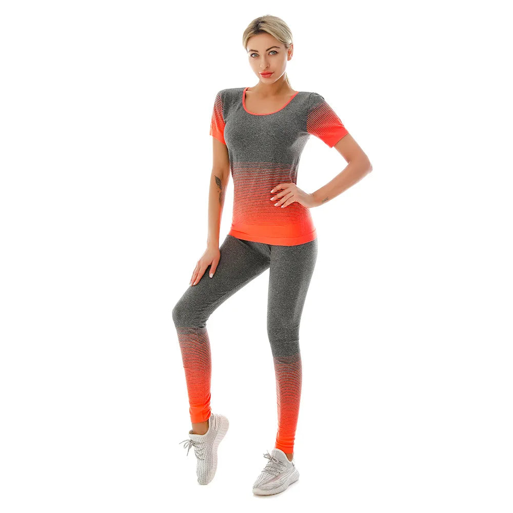 2 Piece Yoga Set - Gradual Changing Sports Bra & Leggings
