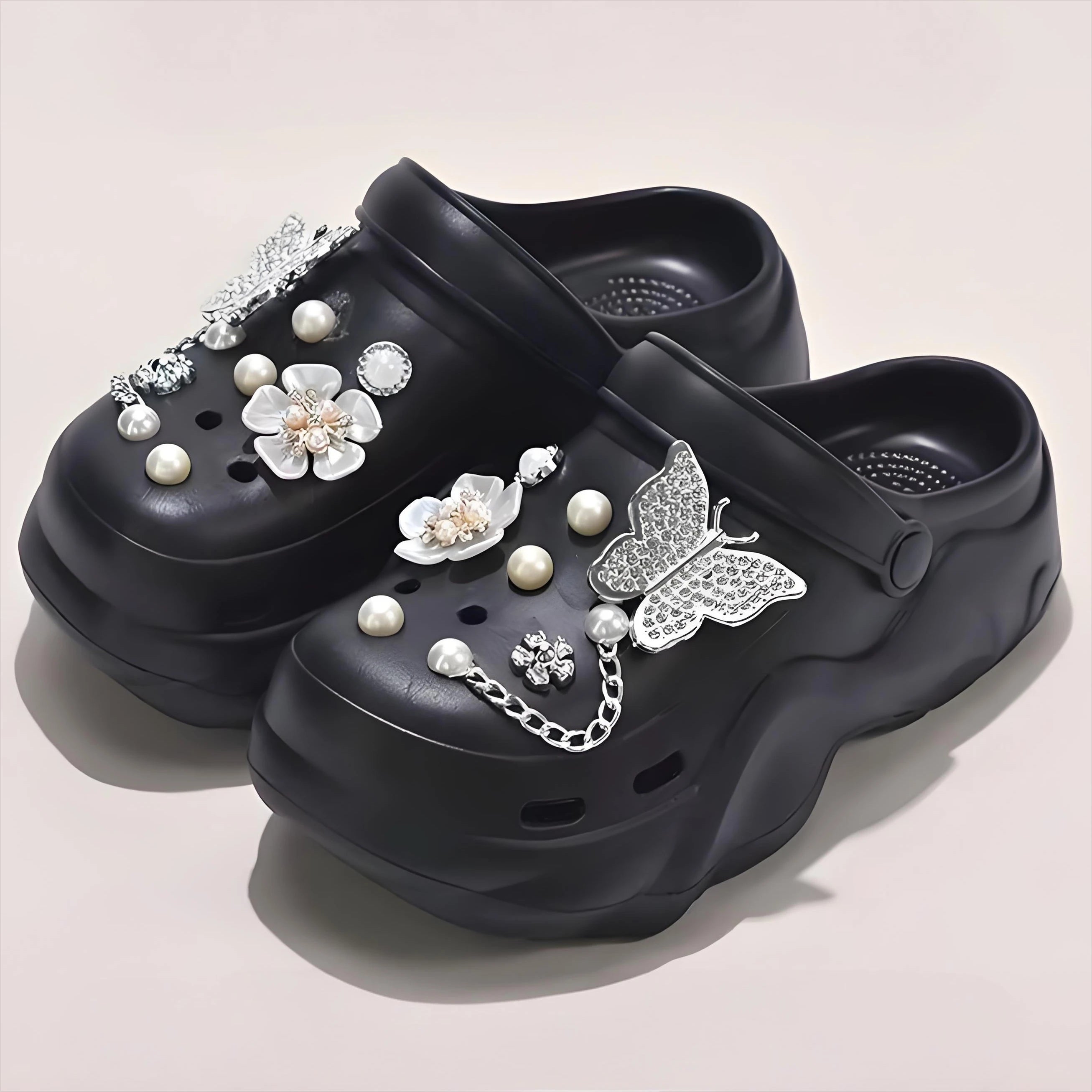 Women DIY Silver Chains Fashion Bear Decor Clogs Summer Sping Autumn Beach Sandals Cave Hole Garden Shoes For Students Girls New