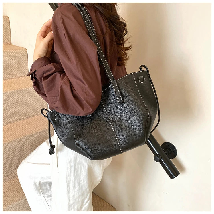 High Quality PU Tote Bags Fashion Solid Hasp Simple Versatile Sense of Luxury Shoulder and Handbags for Women 2024 New Style
