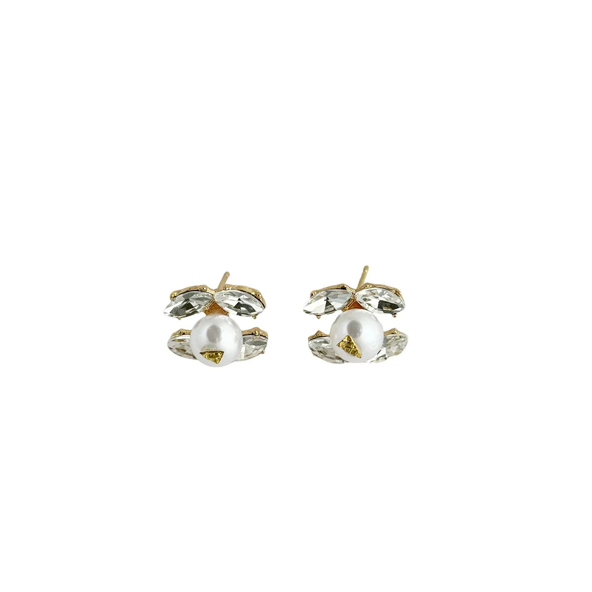 2025 New French Light Luxury Exquisite Temperament Earrings Zircon Pearl Stud Earrings Silver Needle High-end Versatile Earrings