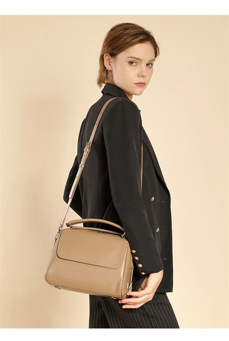 Toptrends 100% Genuine Leather Boston Shoulder Crossbody Bags For Women 2025 Luxury Designer Pillow Tote Satchel Ladies Handbags