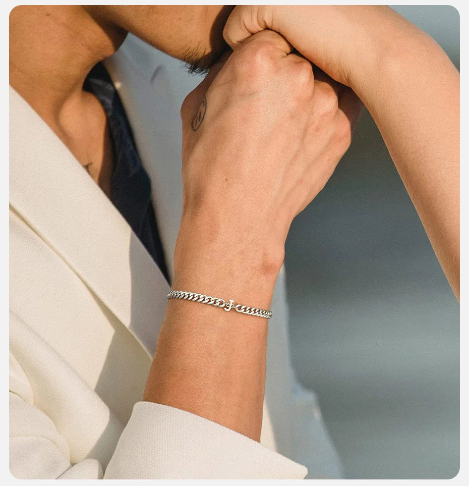 Vnox A-Z Initial Cuban Chain Bracelets for Men Women, Silver Color Stainless Steel Curb Links, Letters Name Charm Bracelet Gift