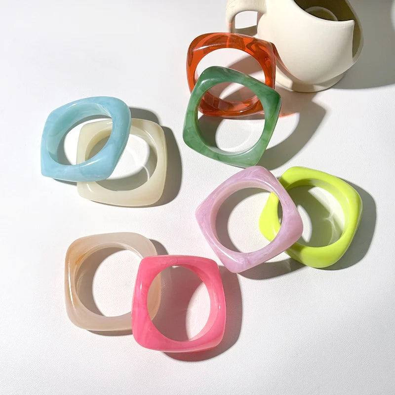 New Trend Acrylic Irregular Geometric Exaggerated Chunky Bangles for Women Resin Colorful Statement Charm Bracelet Jewelry Gifts