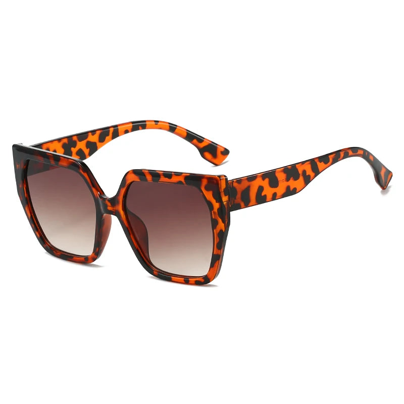 Vintage Square Fishing Sunglasses - Retro Unisex UV400 Black Eyewear