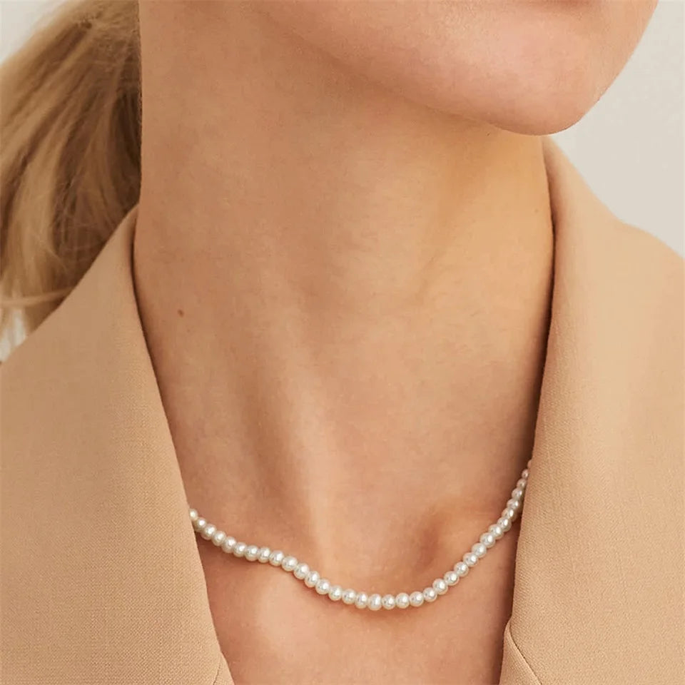 eManco New Imitation Pearl Necklaces Round Multi Size White Pearl Stainless Steel Necklace Women's Collarbone Chain