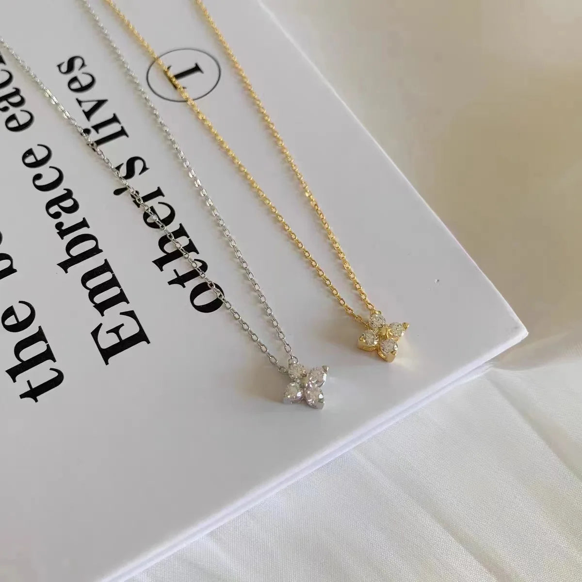LGKGL Read S925 Sterling Silver Plated 18K Gold Sparkling Zircon Flower Necklace for Women Girl Exquisite Party Jewelry Gifts