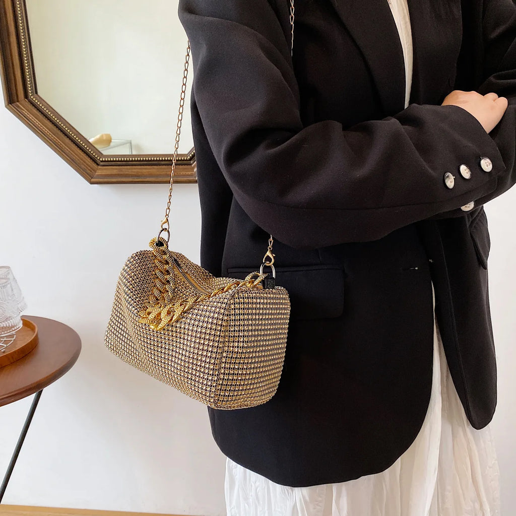 2024 New Bags Popular Korean Version Handbags Fashion Trend Bright Diamond Messenger Niche