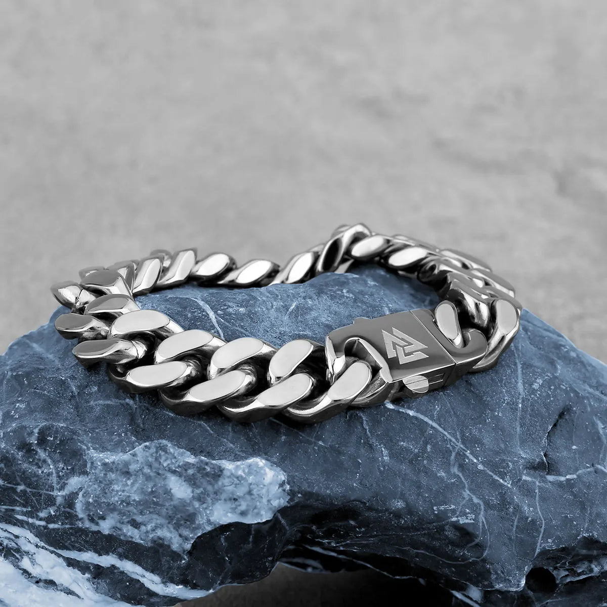 Stainless Steel Thick Cuban Chain Bracelet Men's Nordic Valknut Rune Amulet Bangle Biker Punk Hip Hop Carved Cross Heart Jewelry